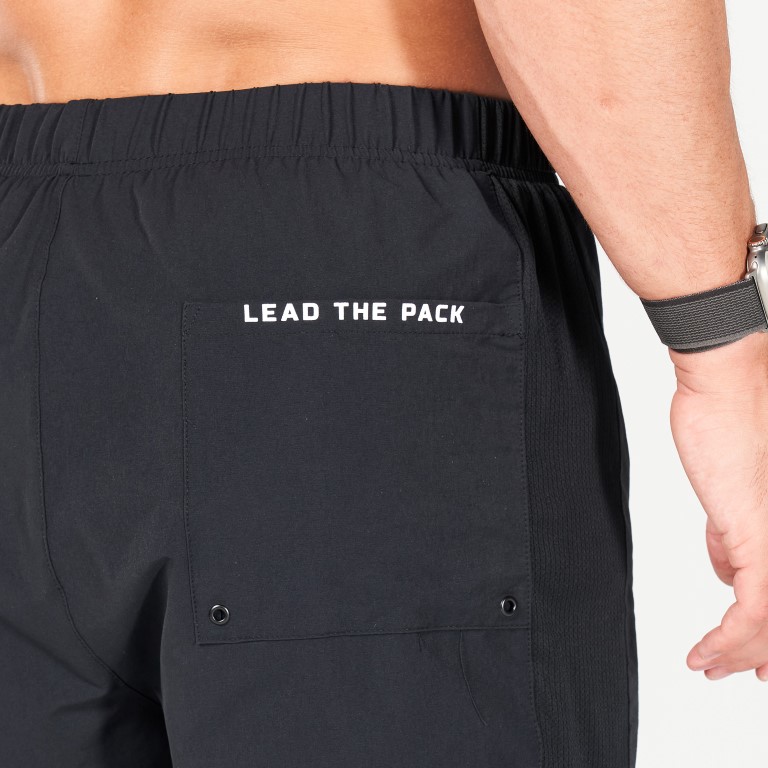 STATEMENT QUICK-DRY SHORTS - BLACK