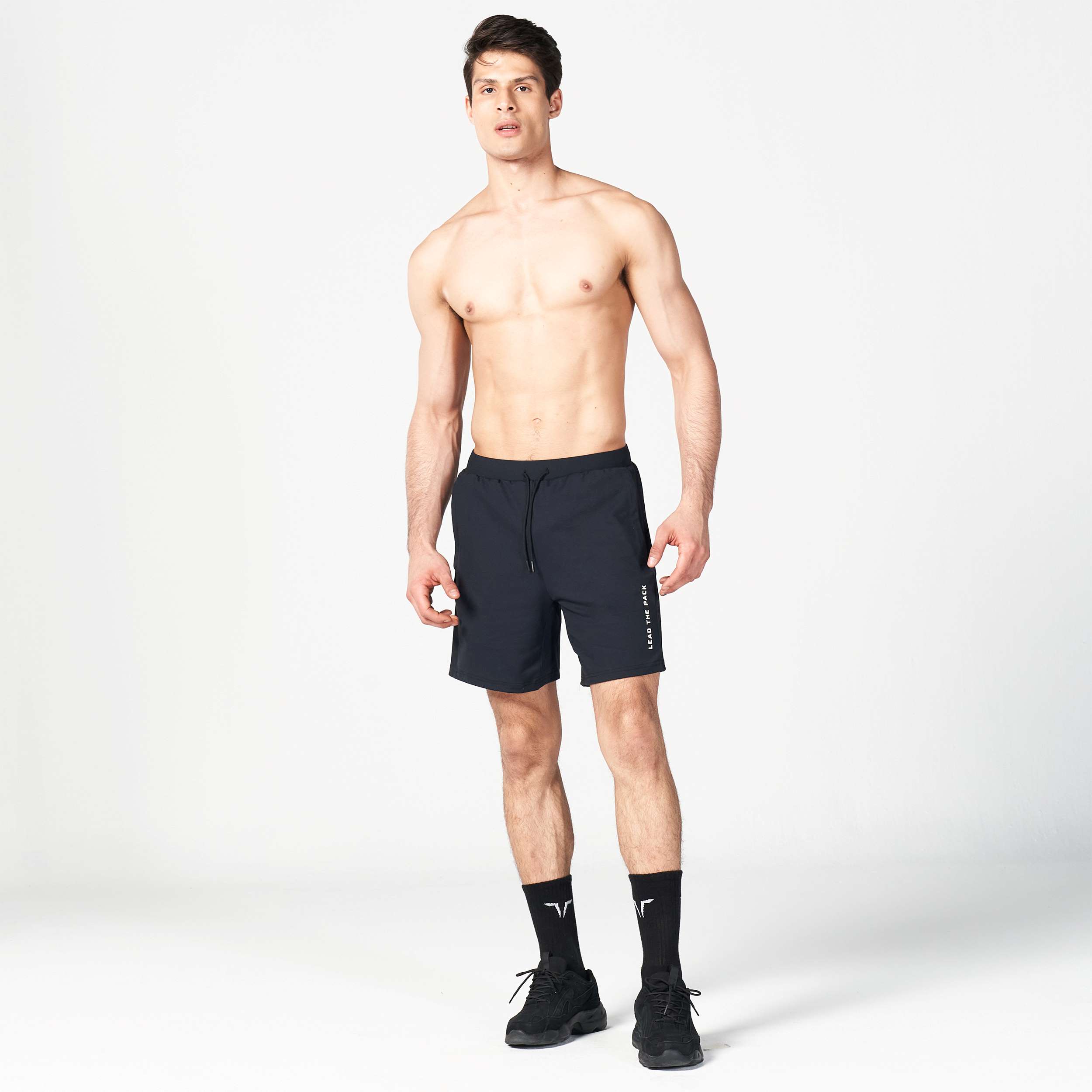 STATEMENT RIBBED FLEX SHORTS - BLACK
